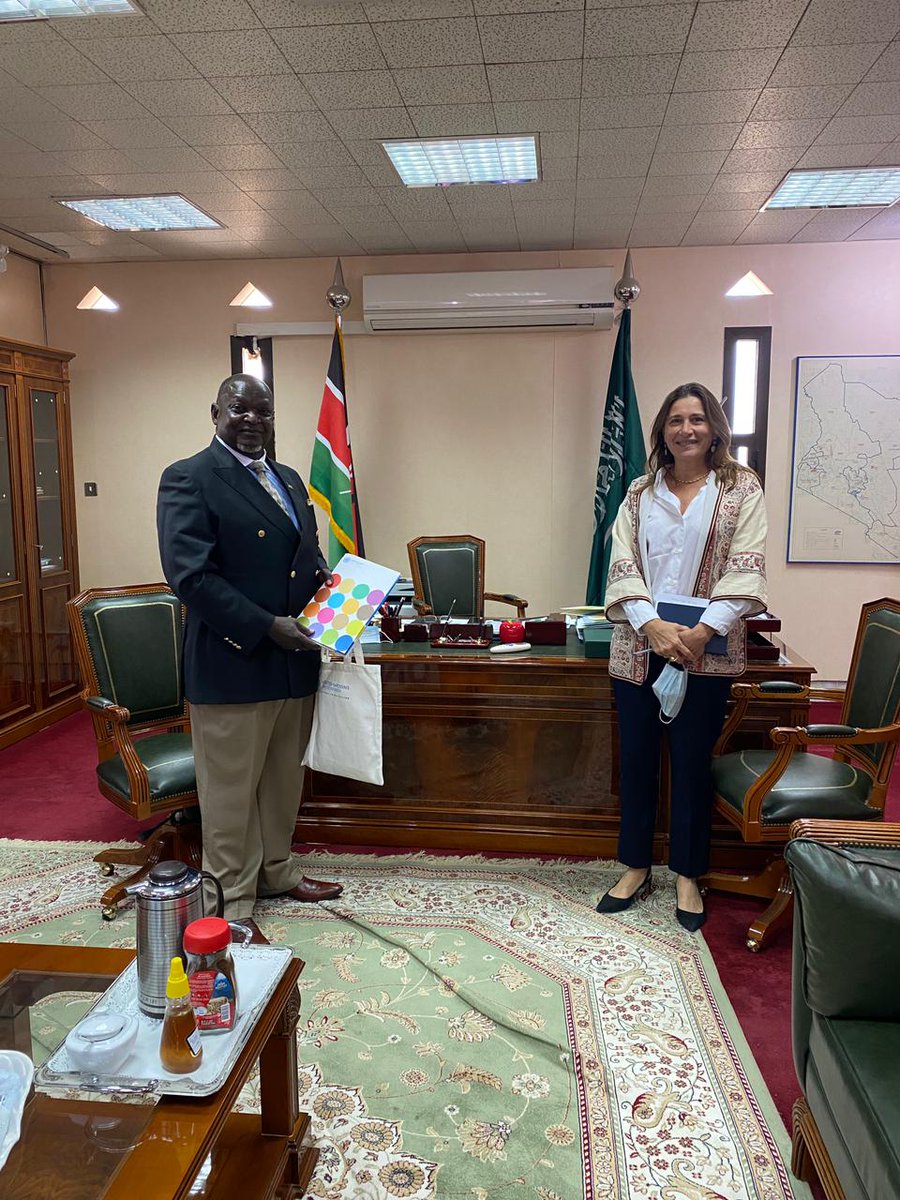 NathalieFustier's tweet image. Today I met with H.E. AMB. Peter Ogego the Ambassador of Kenya to KSA to discuss the Network on #Migration @UNMigNetwork #OurSharedFuture