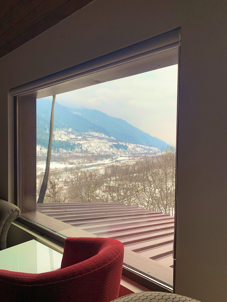 Skip Pahalgam in winters. Go back in summer. That’s it. That’s the tweet. I stayed at the chinar resort for a cozy night and loved every bit. Especially the Himalayan trout. Heevan hotel is another very good option.