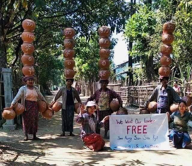 Twitterမှာ တဖြည်းဖြည်းနဲ့အားနည်းလာတာကိုတွေ့ရပါတယ်။twitterက mainပါ။ ပိုထိရောက်ပါတယ်။ များများtweetဖို့လိုအပ်ပါတယ်။ #Feb11Coup #Myanmarcoup #WhatIsHappeningInMyanmar