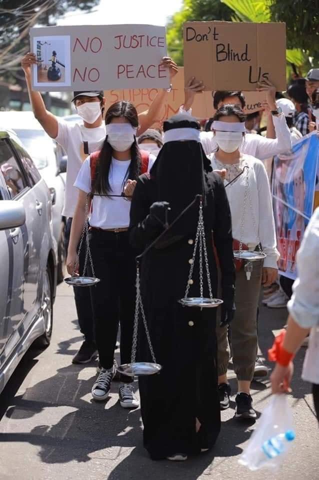 NHnoe's tweet photo. #Feb11Coup# #WhatsHappeningInMyanmar https://t.co/WItGozXAsR