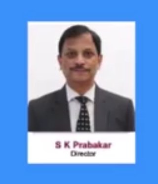 ஏன் இப்படி சொல்றோம்னா இப்போ இருக்குற NLC தலைவர் மற்றும் இயக்குனர்கள் 11 பேர்ல தமிழக அரசின் பிரதிநிதியா இருக்குற உள்துறை செயலாளர் எஸ்.கே.பிரபாகர் தவிர மீதமுள்ள 10 பேர்ல 9 பேர் பிற மாநிலத்தவர்கள்.சரி.நமக்கு ஏன் இவ்வளவு வருதுன்னா இந்த பட்டதாரி நிர்வாக பயிற்சியர் வேலை கிடைச்சதுன்னா