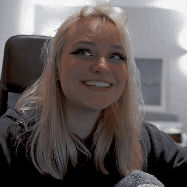 |￣￣￣￣￣￣￣￣￣￣￣￣￣￣￣|  if u like nihachu click this!        |＿＿＿＿＿＿＿＿＿＿＿＿＿＿＿|          \\ (•◡•) /            \\   /     /srs     ——     /safe   |   |           |_  |_  [rts pog]