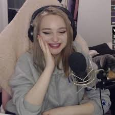 |￣￣￣￣￣￣￣￣￣￣￣￣￣￣￣|  if u like nihachu click this!        |＿＿＿＿＿＿＿＿＿＿＿＿＿＿＿|          \\ (•◡•) /            \\   /     /srs     ——     /safe   |   |           |_  |_  [rts pog]