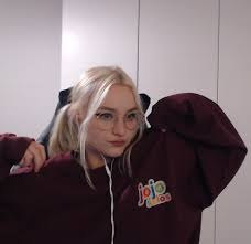 |￣￣￣￣￣￣￣￣￣￣￣￣￣￣￣|  if u like nihachu click this!        |＿＿＿＿＿＿＿＿＿＿＿＿＿＿＿|          \\ (•◡•) /            \\   /     /srs     ——     /safe   |   |           |_  |_  [rts pog]