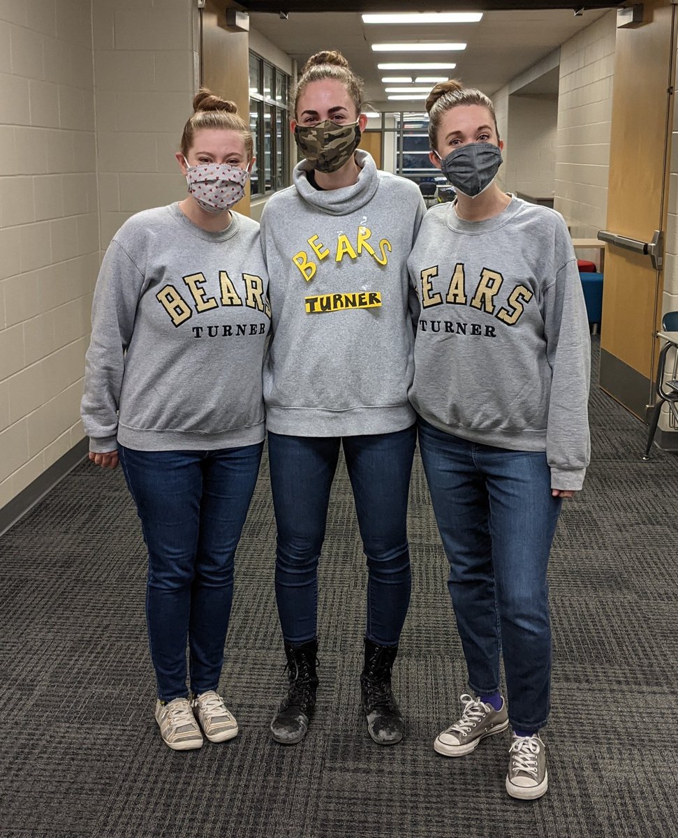 <a href="/defeo_sophia/">Sophia DeFeo</a> is the 🐐
@mrst_bears and I can't even compete 
#twinday