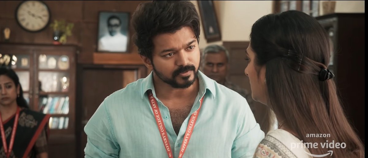 Surekha_Artist's tweet photo. This scene was trimmed from the Movie, finally released by @PrimeVideoIN,Thank you Team Master for this opportunity,Thanks Lokesh Gaaru, Immense Pleasure to act With Superstar Vijay Gaaru
#Surekhavani #MasterOnPrime #MalavikaMohanan #Thalapathy65 #Master #Thalapathy66 https://t.co/XPN8ysGEYH
