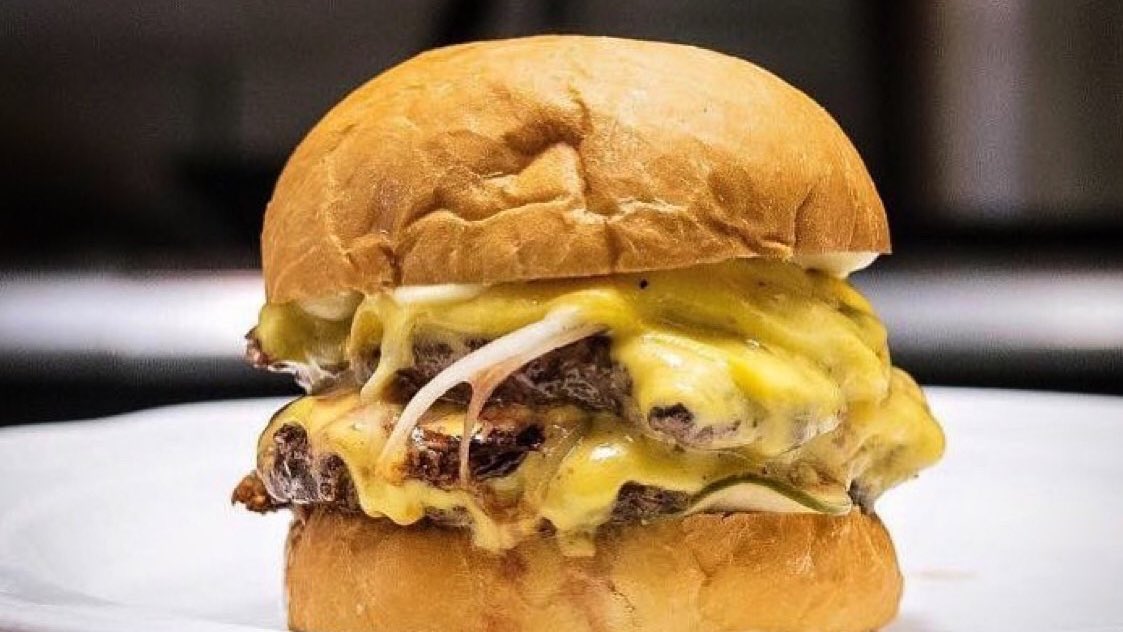 brasserieSTL's tweet photo. Le Brasserie Burger ✨ prepared with american cheese, dijonnaise, dill pickle, onion, and our signature pomme frites. Dine in • Curbside • Local Delivery #brasseriebyniche #burgergoals https://t.co/m2jTeEiim3
