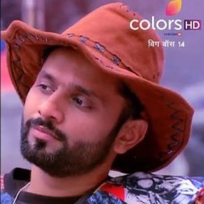 zaynsdeewani's tweet photo. Real winner of this task real winner of bigg boss 14 🔥

#RAHULVAIDYAFORTHEWIN #RahulVaidya #RKVians https://t.co/z73vXRUPe5