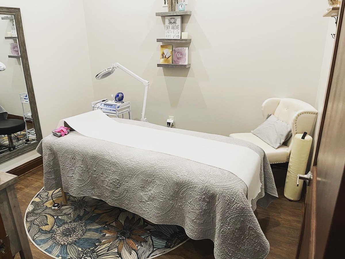 electrolysisllc's tweet photo. Where all the magic happens ✨ Call/Text me to help with your permanent hair removal needs. As a bonus, the best esthi in Frisco is right next door. 😉 @labellaskinspa #skin #spa #electrolysis #hairremoval #permanent #callme #textme #beautiful https://t.co/y413xilgvf