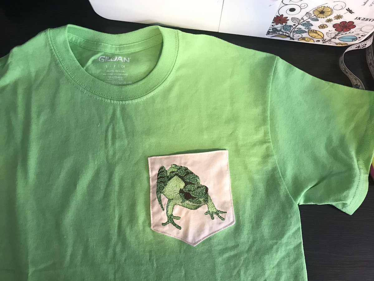 BackupLefey's tweet photo. got one more shirt done today! getting closer to listing these on etsy but the migraines are making it such a slowwww process https://t.co/FNos6AONZw