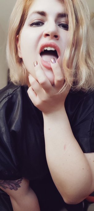 Feeling narcissistic today, dunno, just as always? Lol https://t.co/3hkyshOlW8<a href="/tag/fetishmodel"class="tags"><span>#fetishmodel</span></a><a href="/tag/legsfordays"class="tags"><span>#legsfordays</span></a><a href="/tag/tattoogirl"class="tags"><span>#tattoogirl</span></a><a href="/tag/footfet%C4%B1sh"class="tags"><span>#footfetısh</span></a>