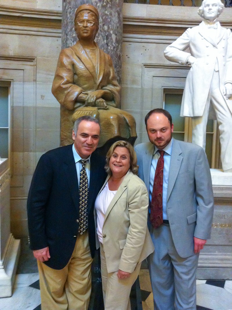 Of course. Vladimir is one of the good guys in more ways than one, and I'm happy he's still with us. (I also checked if the FSB team followed him to the US, because I was with him on a couple of DC visits! Here with @Kasparov63 & the great @RosLehtinen. (And Rosa Parks.))