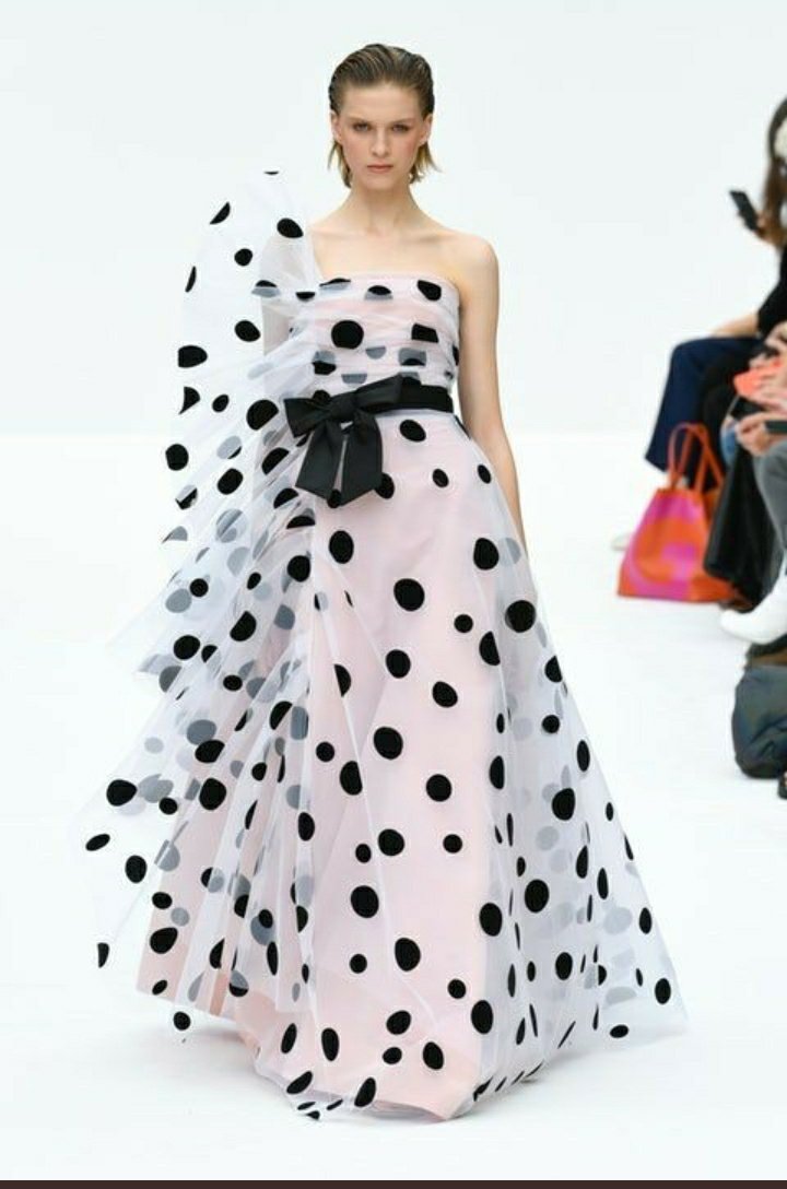 “é feio até a Katy Perry usar” a thread: