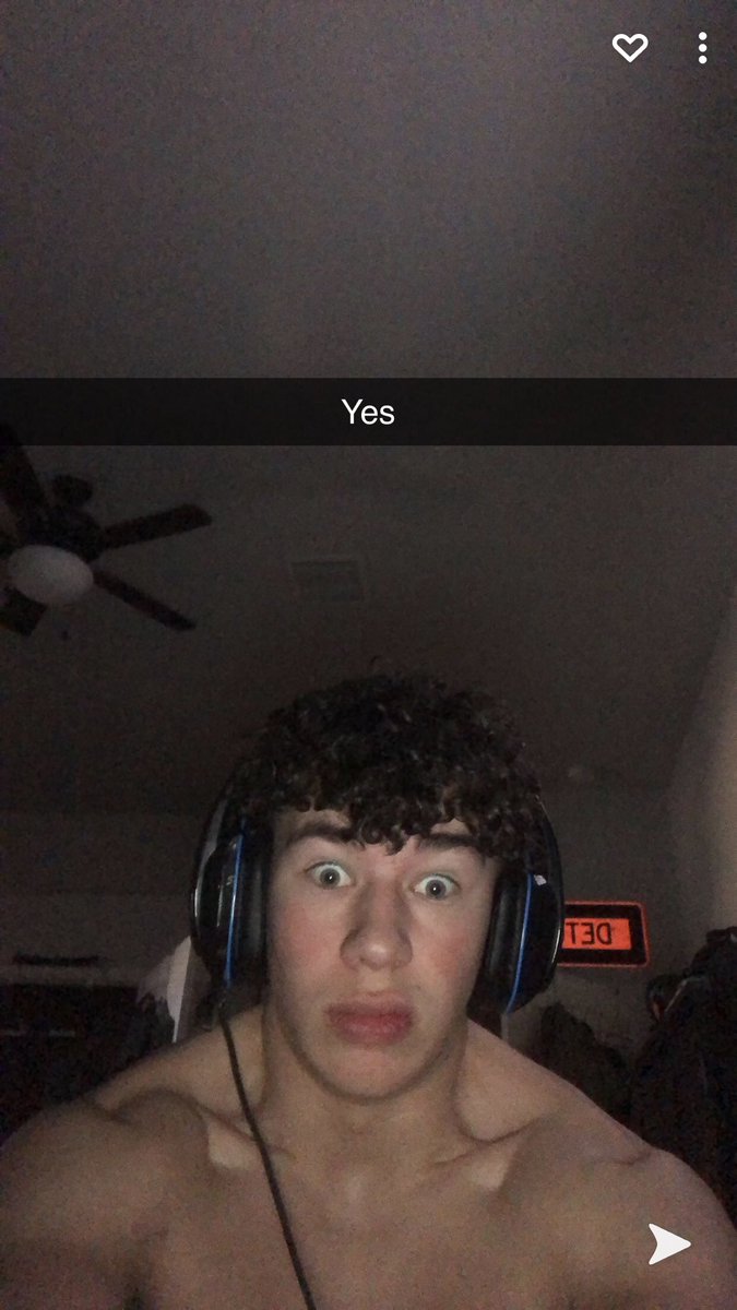 halfablack's tweet photo. @XanyR6 @Free_R6S @LastLouder @aariscaked https://t.co/s85VLLq8Bs