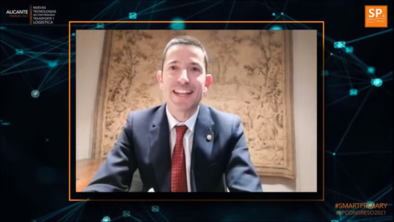 <a href="/cmorillas1/">Cesar M</a> presenta la GALA de ENTREGA de PREMIOS del @Smart Primary

Los decanos de los Colegios Profesionales que han colaborado en la organización del #smartprimary entregan los premios del concurso, entre ell@s, nuestra decana <a href="/subanuelos/">Susana Bañuelos Llamas</a>