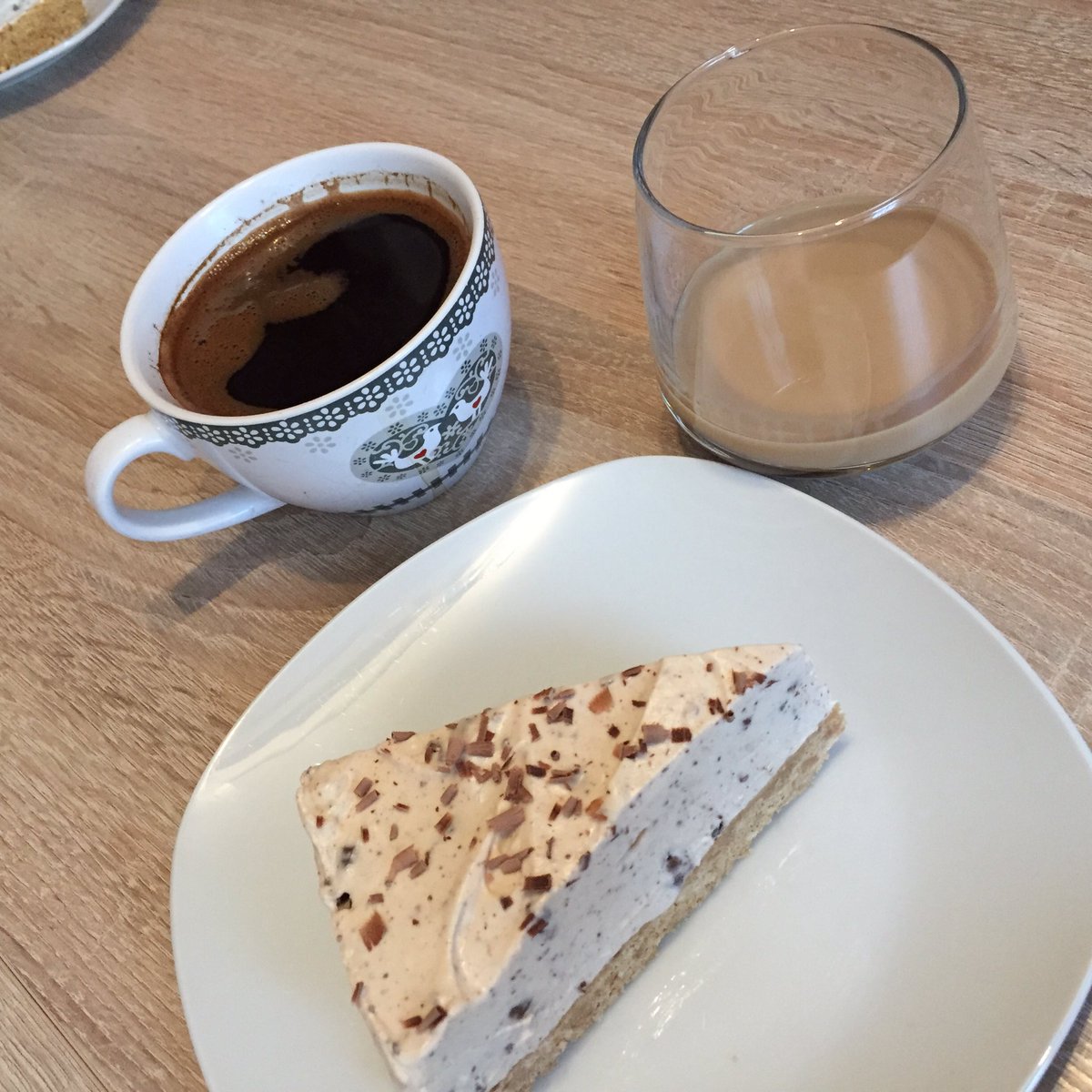 maticslapsak's tweet photo. Danasnji #koronafud je #hbdfood #41andcounting #koronakuhar https://t.co/uCMr9Fh30g