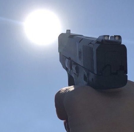 sun in your eyes, queen?