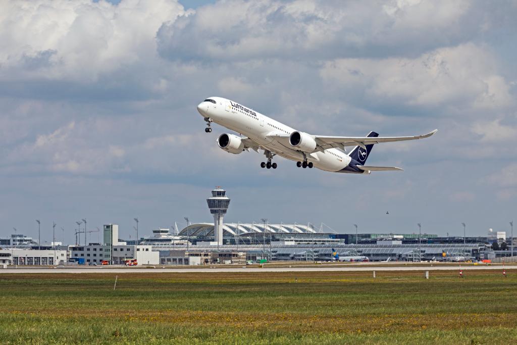 Die <a href="/lufthansa/">Lufthansa</a> nutzt für ihr Feedback- und Vertriebssystem unsere #OCI!

Mit unserem Partner <a href="/Reply_DE/">Reply in Deutschland</a> kann die Airline sein globales Beschwerdemanagement sowie alle B2B-Vertriebsaktivitäten auf eine zukunftssichere Plattform migrieren.

➡️ social.ora.cl/6015HgZPb