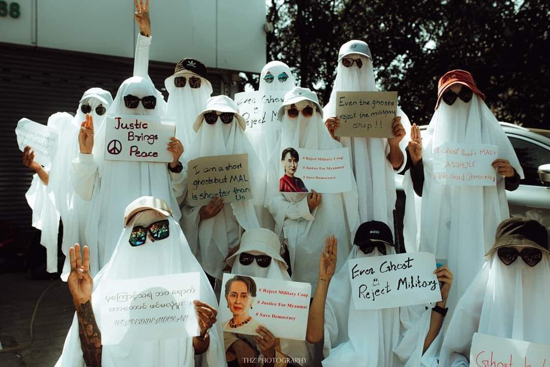 MeMeKY2's tweet photo. Hear the voice of Myanmar 
INNLAY,YANGON,MANDALAY,BAGAN 

FIGHT FOR DEMOCRACY 
#WhatsHappeningInMyanmar 
#Feb11Coup 
Photo crd https://t.co/uAopSV8hkE