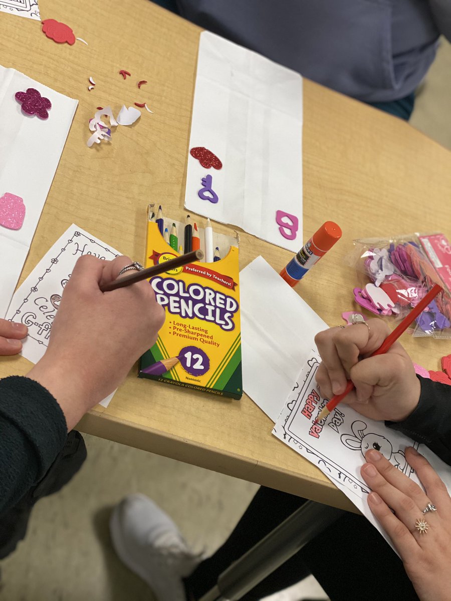 Making Valentine’s Day bags with Structured learning class today at school. #letsgetcreative
