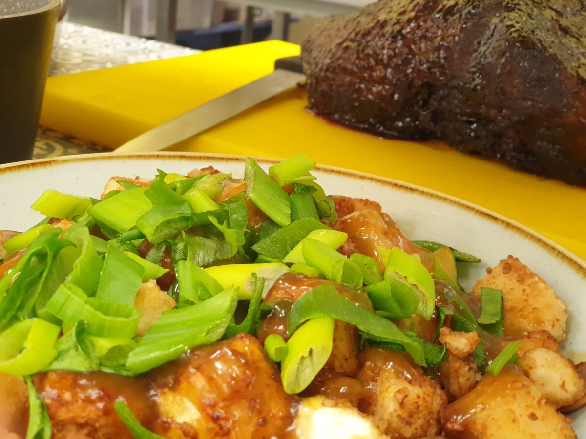 Abercorn_HH's tweet photo. We celebrated Chinese New year early with sticky roast beef, General Tso tofu, stir fried vegetables, noodles, egg fried rice and banana fritters @rebeccasenior77 @melrahaman @AbercornSchool @HolroydHowe @hammondteacher https://t.co/EZ7jEaWbJU