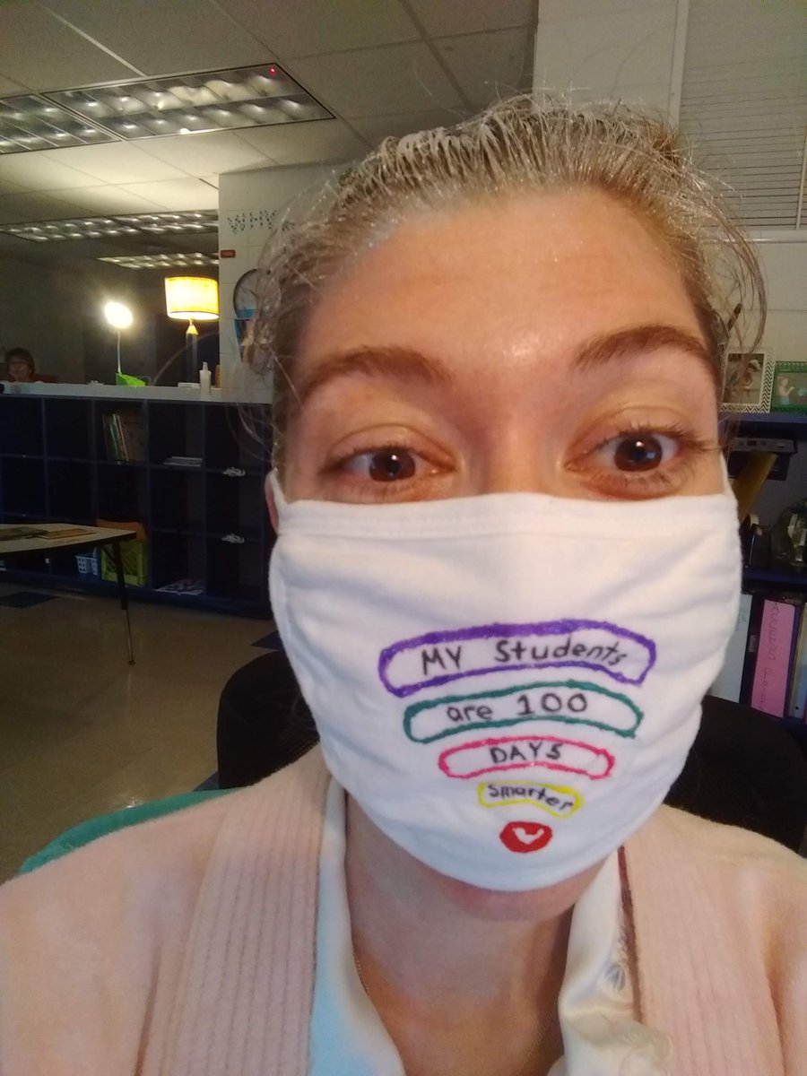 SeaGateMC's tweet image. My students are 100 days SMARTER!!! We love celebrating the 100th day of school 💙 @SeaGateES @mscarmodySGE @ms_sge