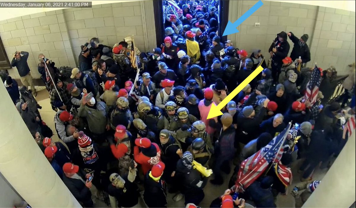 6/ NEW pic: memo shows cluster of  #Oathkeepers bunching inside the  #Capitol, seen on what looks like Capitol CCTV. Watkins is highlighted with a yellow arrow.