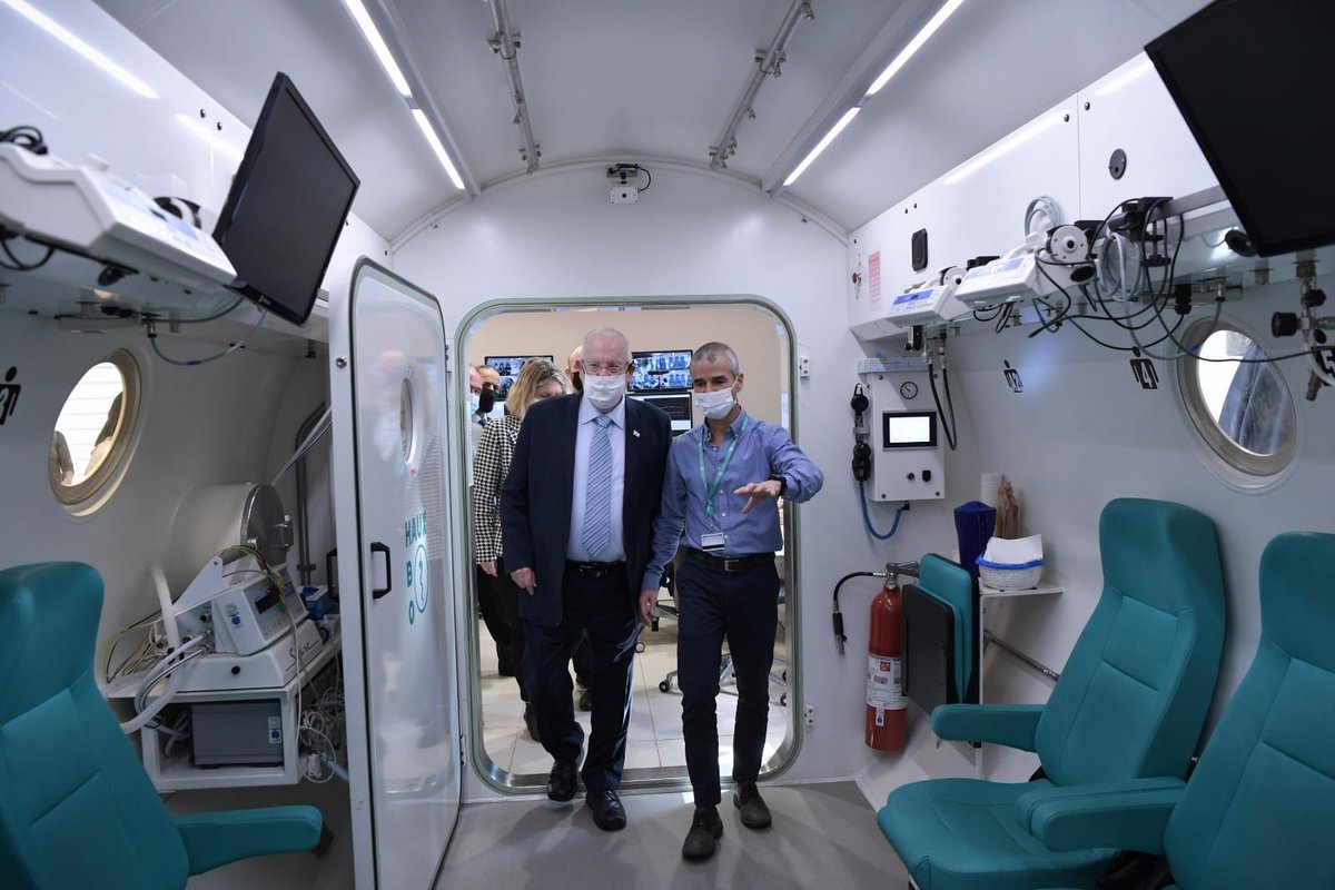 I was proud to host Mr. President Reuven Rivlin at the Sagol Center for Hyperbaric Medicine &amp; Research last week, and discuss with him the latest innovations in research of Hyperbaric Medicine
#HBOT

facebook.com/ReuvenRivlin/p…