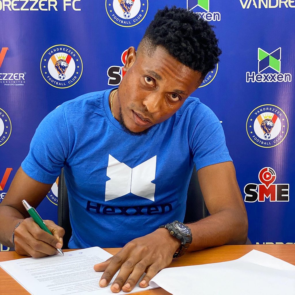 vandrezzerfc_'s tweet photo. Welcome, Golden Boy π π«
#vfc #welcomegolden #GU9 https://t.co/JBq0YZ34Zm