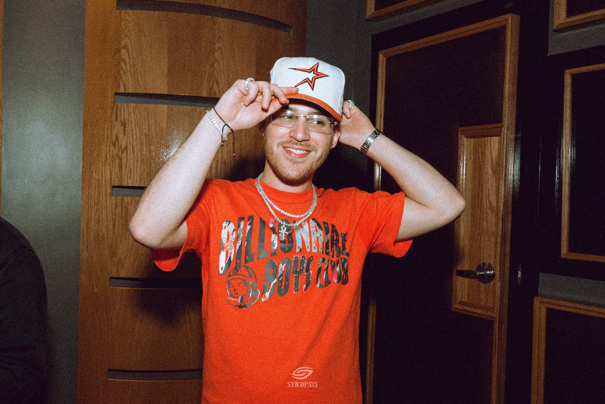 koncept__p's tweet photo. All those late nights in the studio are turning my dreams into a success story🤞🏼🔥 https://t.co/7DMYnMw8Oo