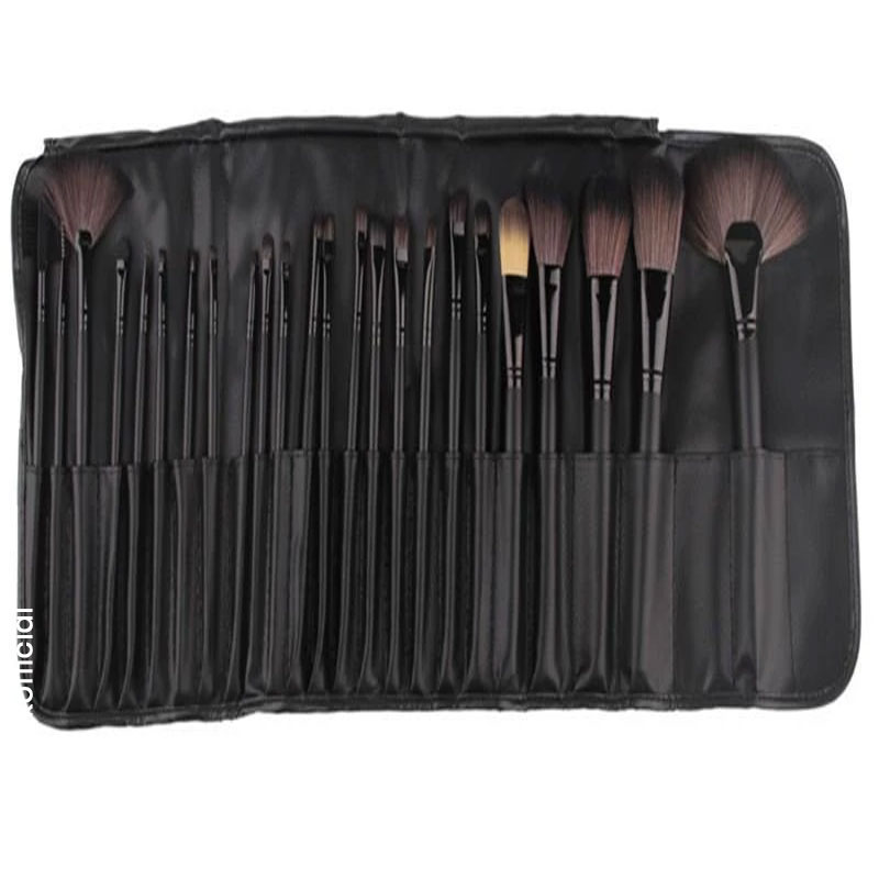 LoomRack's tweet photo. Professional 24 Piece Makeup Brush Set With Case
Blend, buff, and sweep to your own rhythm with this 24 piece makeup brush collection of eye &amp; face brushes.😍🥰😍

Shop Now 😎👉https://t.co/EqkYLoHVev

#makeup #beauty #makeupartist #loomrackofficial #loomrack https://t.co/3BFptcae2P