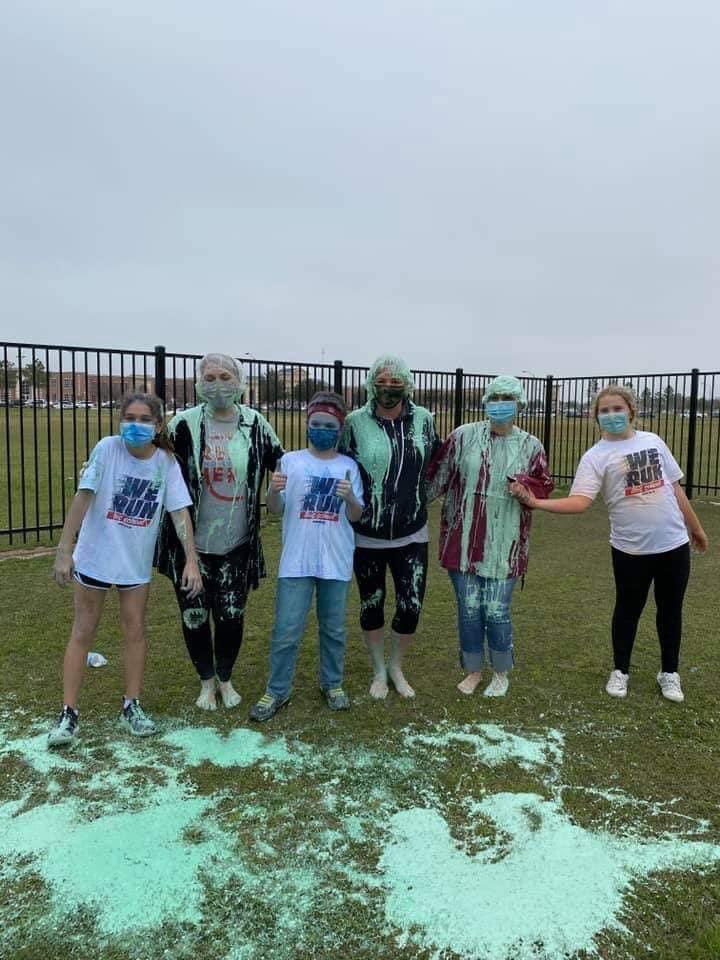 RobisonElemPTO's tweet photo. Thank you all! We were able to meet our fundraising goal because of you! We appreciate your generosity and all you did to share with friends & family! AND...what a treat for the kids see their principals slimed! They are such good sports for the students!
🤗🤗🤗
#robisonfunrun21 https://t.co/V5PF526r3u