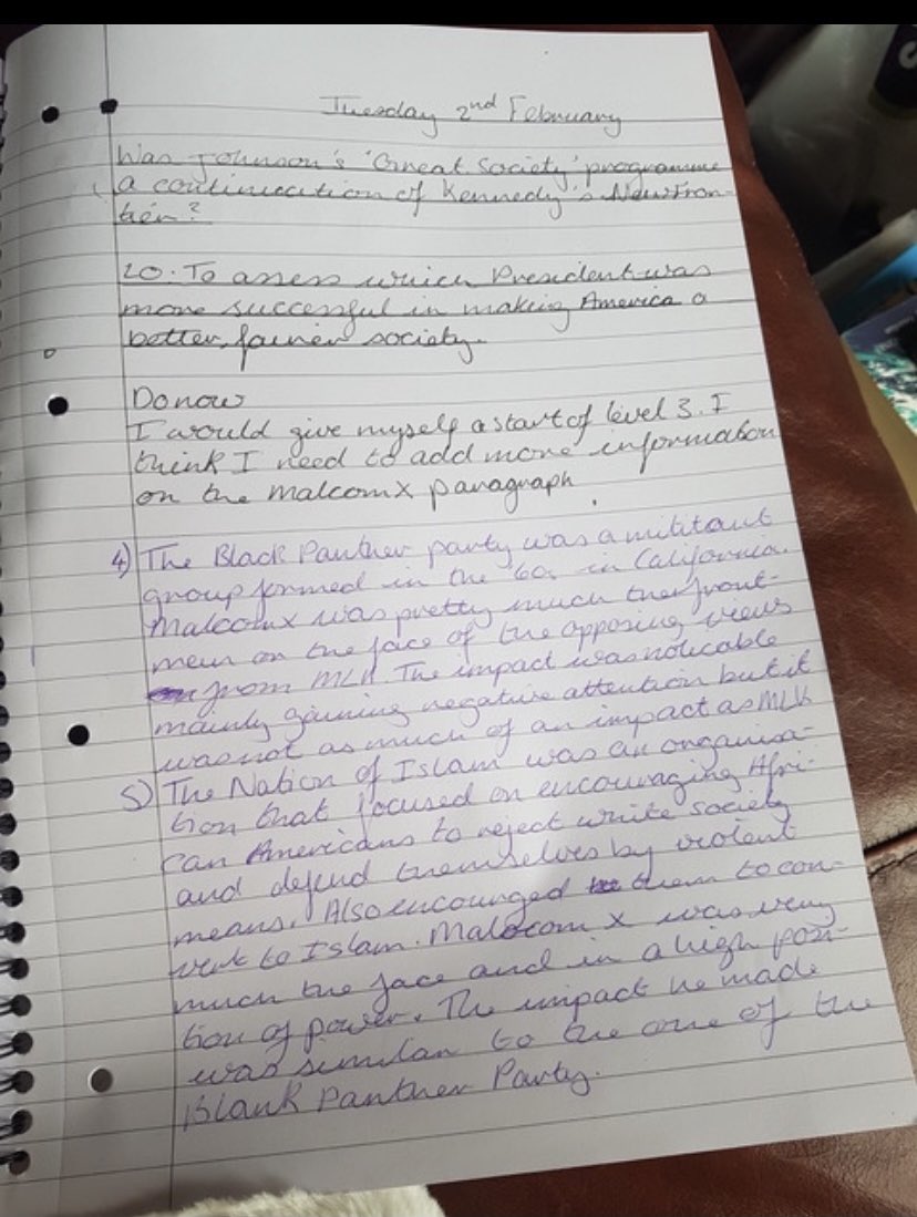 EssaHumanities's tweet photo. Year 10 students in Mr Ashton and Mr Daniel’s History classes have produced some brilliant responses to feedback given to them for their assessments this week. 

Great to see students improving their exam technique from home 📚🥇⭐️ https://t.co/elDegYIwA5