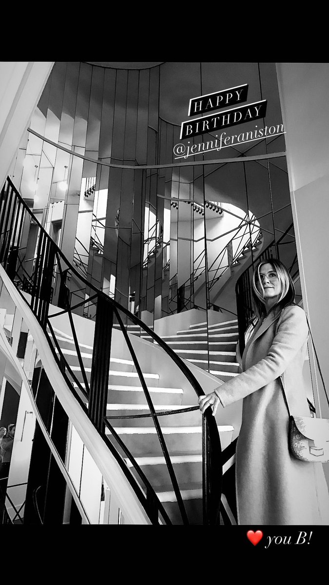 dheldevil888's tweet photo. Reposted from Justin Theroux's IG Stories

#HappyBirthdayJenniferAniston 
#JenniferAniston https://t.co/F5pfaopr8j