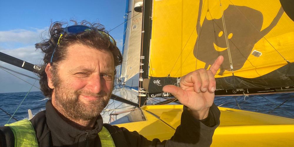 SO_Bordeaux's tweet photo. L’Arcachonnais Arnaud Boissières, premier skipper à terminer quatre Vendée Globe à la suite https://t.co/ZD2tyNjAXp https://t.co/EVzYnqAqfM