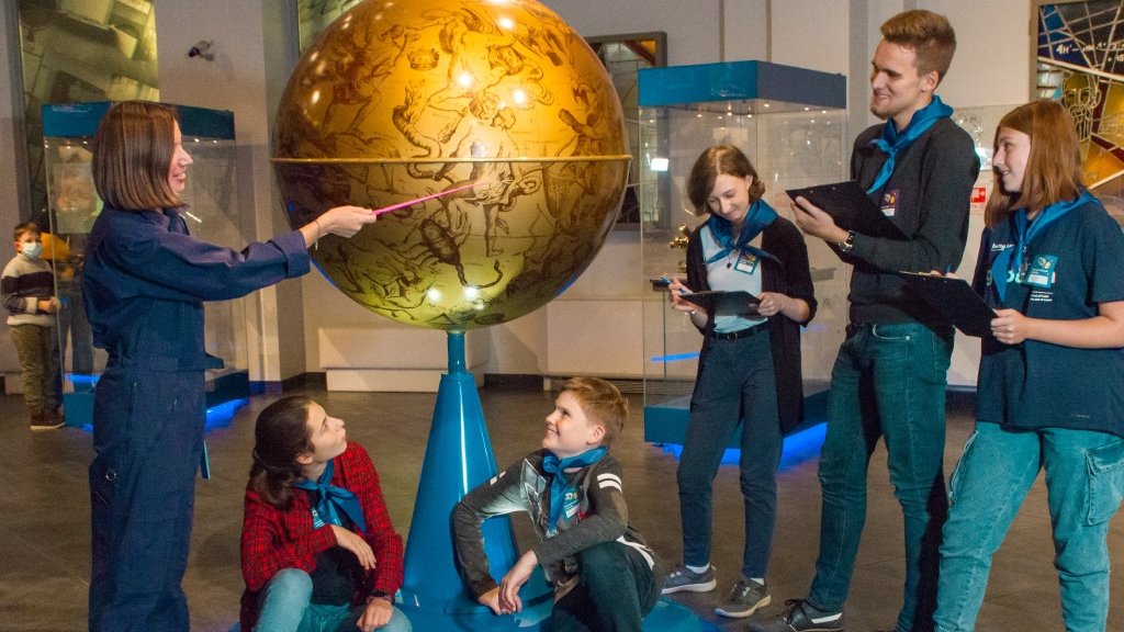planetarium_mos's tweet photo. Возвращаем экскурсии по залам музея Урании! 💫 https://t.co/egbJAGRz5y https://t.co/jPcpqPQdGA