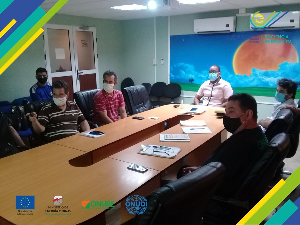 Armandi17281821's tweet photo. #Ahora en la @onurevc1: Proyecto de Eficiencia y Conservación Energética (@UEenCuba, @ONUDI y @onurecuba) #Especialistas de la @UCLVCU, @FimiUclv y @desoft_empresa; abordan el tema de: #MetroconadoresInalámbricos #MediciónDeAlmacenamiento #VariablesDeConsumo #SectorResidencial https://t.co/HKW32EgjeR