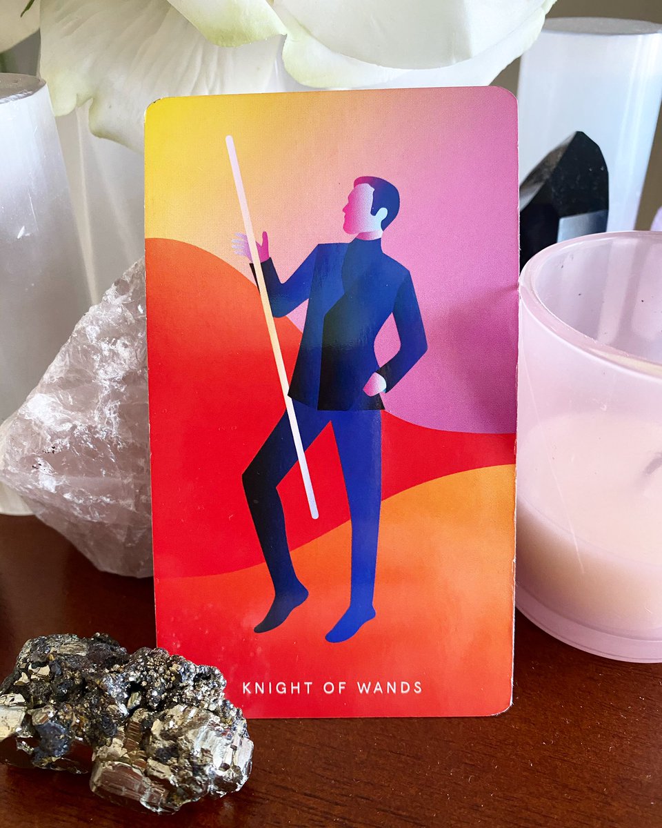 DivinationMami's tweet image. #NewMoon 🌚🌱🌬

An old cycle of your life is ending. The New Moon in Aquarius brings fresh energy to your personal affairs. You get to choose at this time what you want to bring with you from the past and what you want to let go of. 

#tarot #tarotpull #aquarius #YearOfTheOx