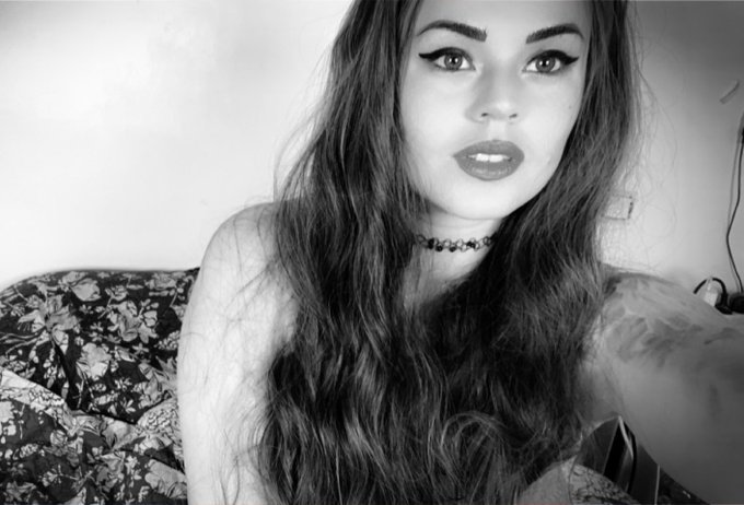 Bonne soir&eacute;e tout le monde :) #france #cammodel #onlyfans https://t.co/BRkRZpojmw<a href="/tag/france"class="tags">#france</a><a href="/tag/cammodel"class="tags">#cammodel</a><a href="/tag/onlyfans"class="tags"><span>#onlyfans</span></a>