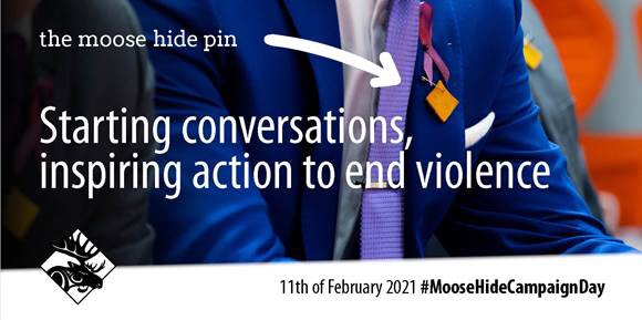 Today the VPD is participating in #MooseHideCampaignDay  – taking action on this day and every day to see an end to violence towards women and children. For more information on how you can participate, please visit: moosehidecampaign.ca/events/moose-h… #MooseHideCampaign #MooseHidePledge