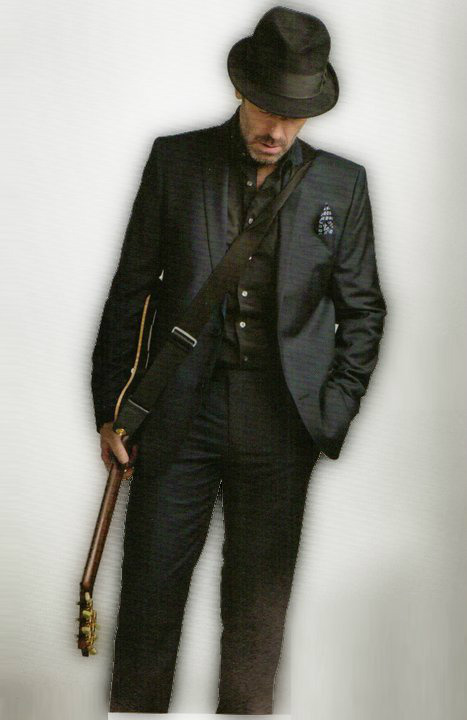  #NationalGuitarDay  #HughLaurie  #PeterCapaldi