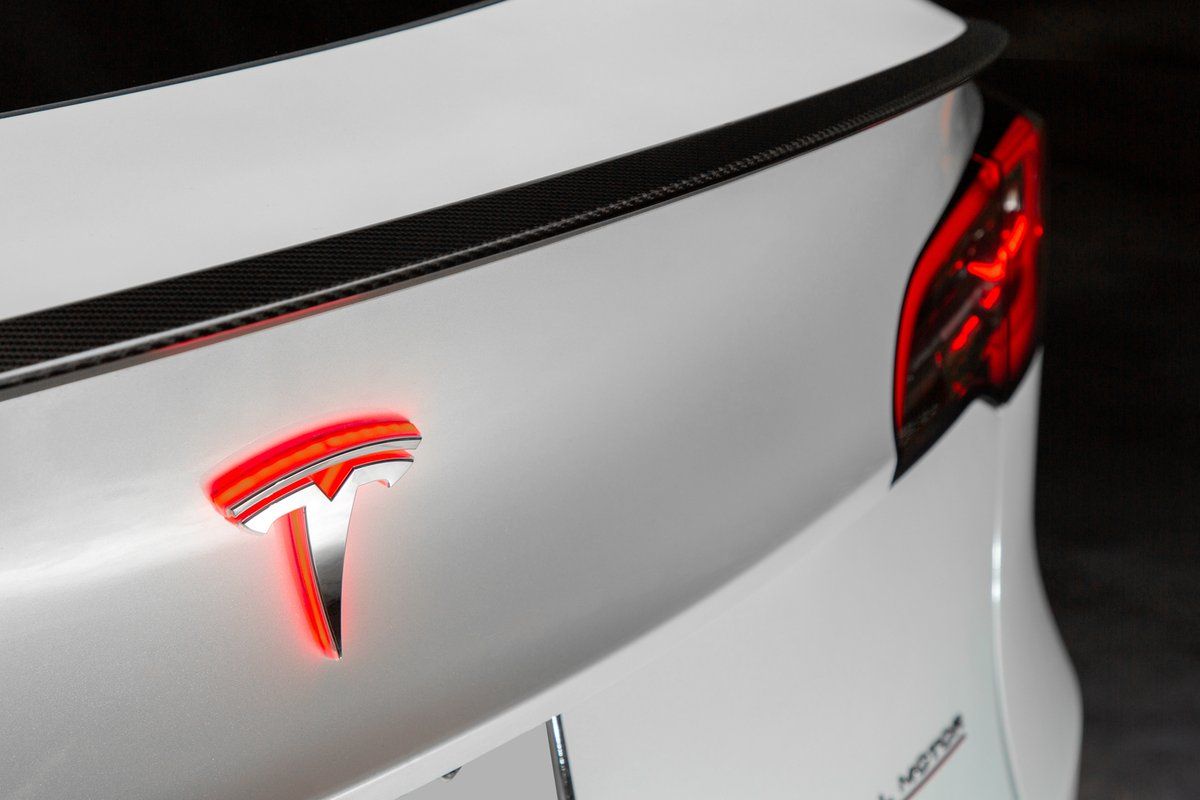Tesletter (@tesletter) on Twitter photo **Giveaway Alert** This week we're partnering with <a href="/evannex_com/">EVANNEX for Tesla Community</a> to give away an amazing Lighted Tesla T for your Tesla.
RT and FOLLOW to participate! The winner will be announced on 2/17.
Good luck! evannex.com/products/tesla… **Giveaway Alert** This week we're partnering with <a href="/evannex_com/">EVANNEX for Tesla Community</a> to give away an amazing Lighted Tesla T for your Tesla.
RT and FOLLOW to participate! The winner will be announced on 2/17.
Good luck! evannex.com/products/tesla…