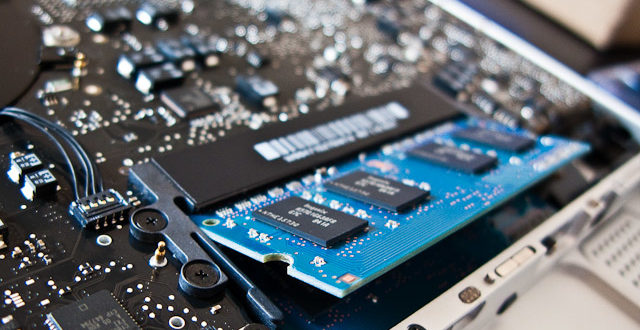CentralOregonCC's tweet photo. Industries are increasingly dependent on complex computer systems. Well-trained professionals are in high demand! COCC’s one-year Computer &amp; Information Systems certificates include Cybersecurity, CIS &amp; Computer-Aided Drafting.

Learn more: https://t.co/88vRHX7jJ3  #WhyCTEMatters https://t.co/g7TAOAQ5Xl