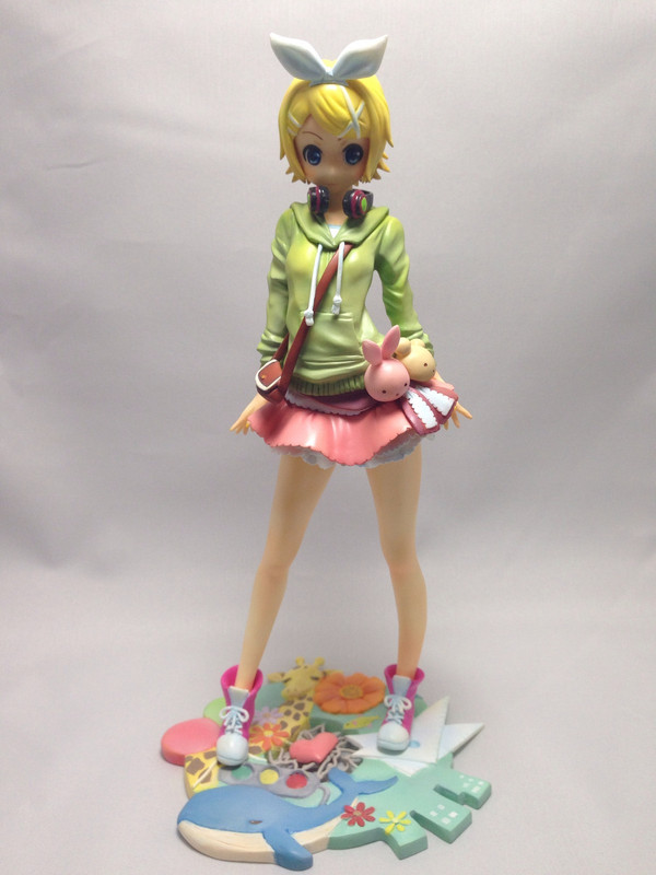 kagaminefigures's tweet photo. 【鏡音リン】Kagamine Rin: Melancholic ver. (Tsukuruo) (Garage Kit) https://t.co/iuklP08Ifp