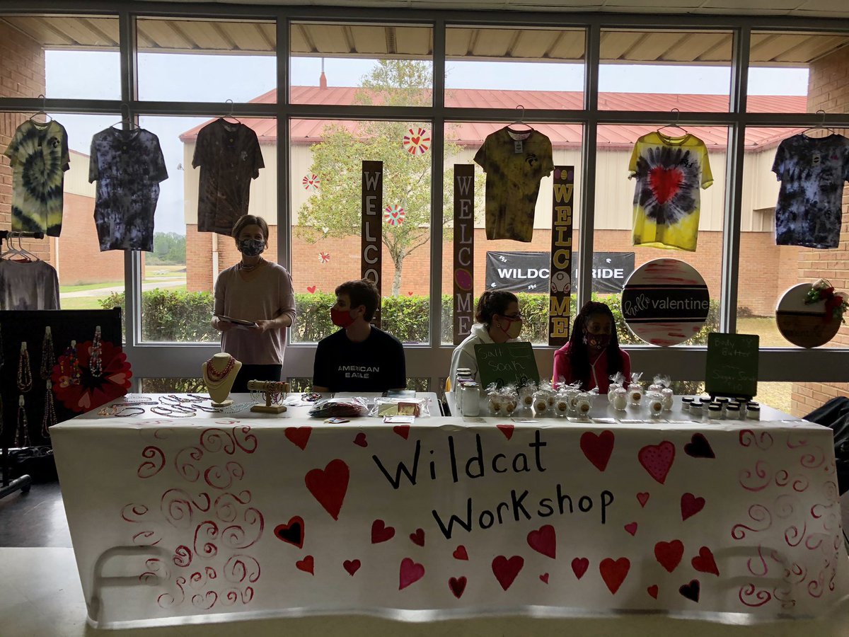 ❤️ Come see us in the east cafeteria for our Vday Pop-up Shop! ❤️ #VocationalLearning #BetterTogether