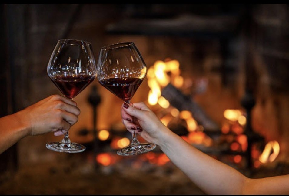 ONCraftWineries's tweet photo. Words cannot express how thankful our Ontario family-farm wineries are for your continued support. We cannot wait to welcome you back to our tasting rooms, vineyards, &amp; winery restaurant as soon as we safely can!

#SupportLocal #ONwine #VQA #StayHome  #OrderOnline #DrinkLocal https://t.co/Mgc3tulqbA