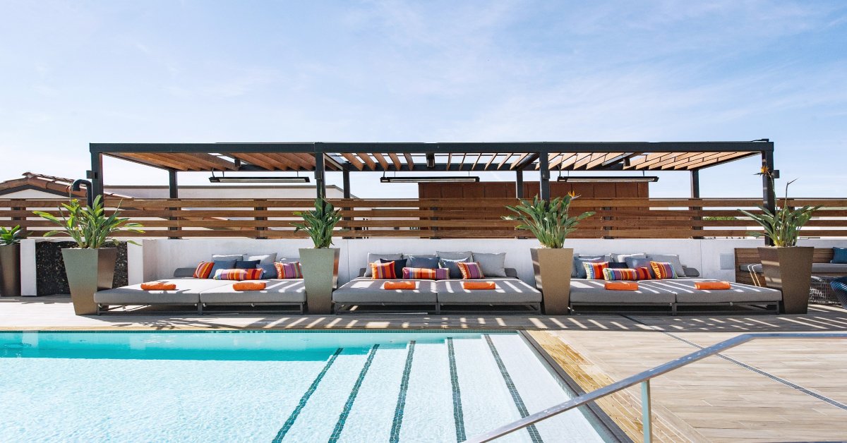 A stunning look at the first and only rooftop pool in San Luis Obispo California at the recently opened <a href="/HotelCerroSLO/">Hotel Cerro</a>. Another <a href="/AquaDesignIntl/">AquaDesignIntl</a> #collaboration w/ Island Construction and <a href="/NMIindustrial/">NMI Industrial</a>. #suspendedpool. #luxury #swimmingpooldesign #aquaticdesign #resort
