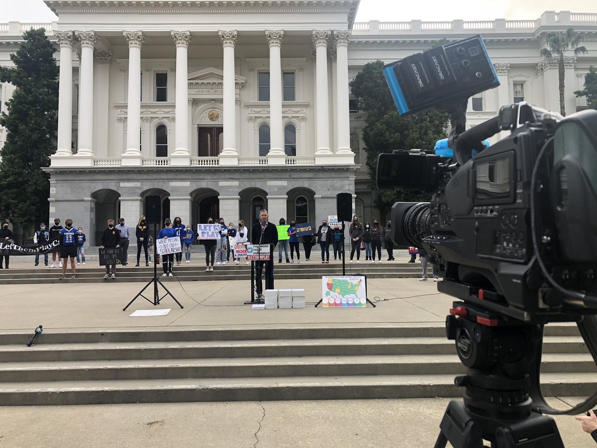 #LetThemPlay arrived at the capital with 10,000 letters and signatures from parents and athletes asking for Governor Newsom to allow youth &amp; high school students to play sports again. <a href="/coachwalsh20/">Patrick Walsh</a> <a href="/letthemplayca1/">#LetThemPlayCA</a>