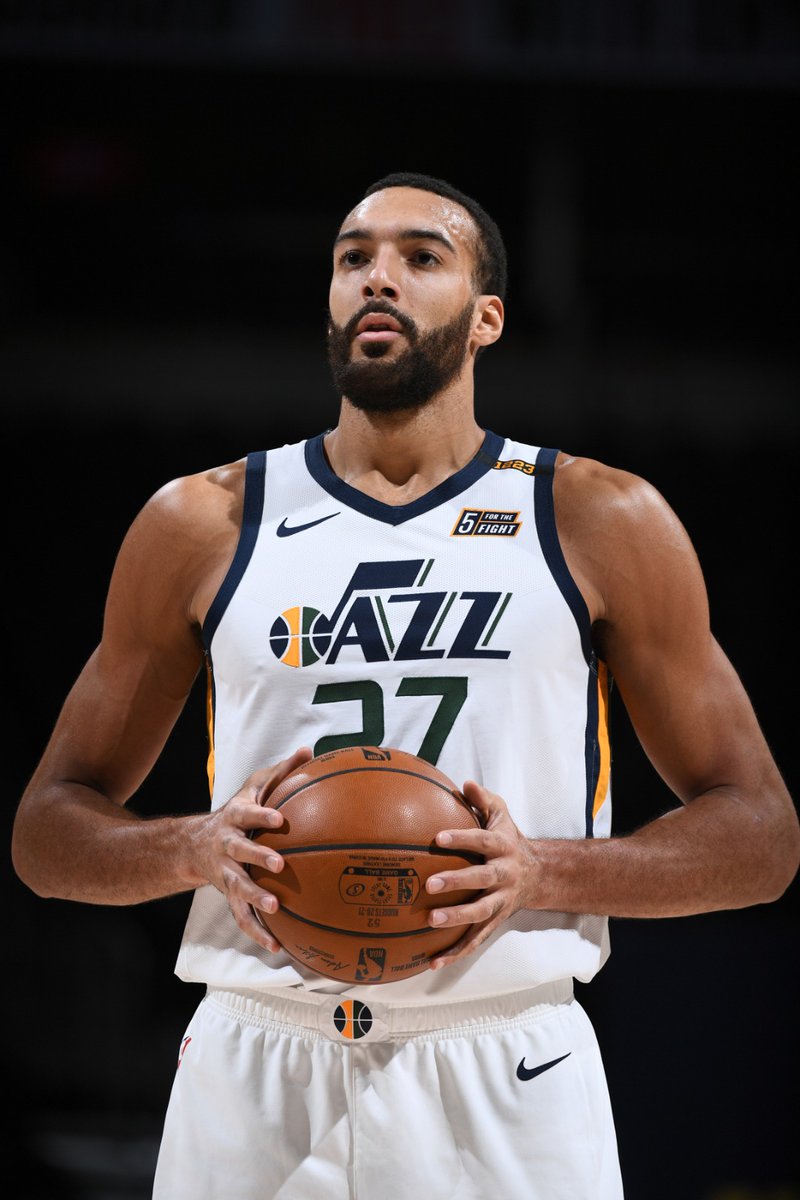 Donnons un max de force, de RT et de votes à notre <a href="/rudygobert27/">Rudy Gobert</a> pour qu'il représente la 🇫🇷 au prochain #NBAAllStar  <a href="/NBAFRANCE/">NBA France</a> 
SHAAA 👊🏾🙌🏾 #ontothenextone 

Et pour voter 👉🏾 on.nba.com/3sKK4o4