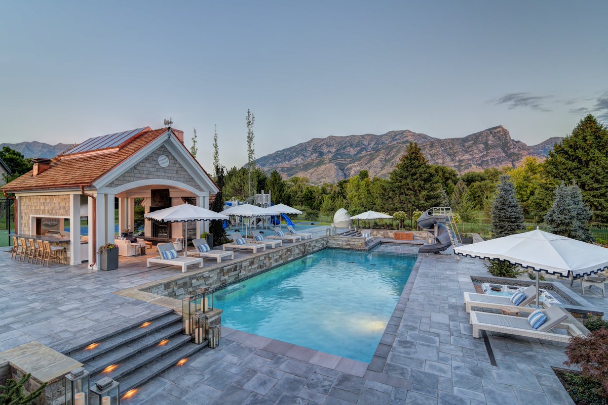 dolphin_pools_'s tweet photo. Spring is approaching quickly! Be sure to set up your Spring Opening with our service department.
#dolphinbuilt #dolphinpools #springtime #pool #poolopening #slcpool #slc #utah #premier https://t.co/LjLRDnH3zU